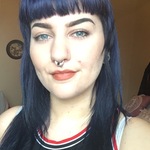 c00l_gruel is swapping clothes online from 