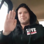 skatemidget350 is swapping clothes online from TANEYVILLE, MO