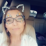 macmail71 is swapping clothes online from DEKALB, IL