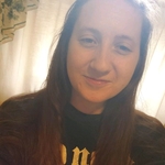 frugallyframed is swapping clothes online from WINTERSVILLE, OH