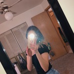 lenaannabelle is swapping clothes online from RIVER GROVE, IL