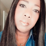 Kymmie is swapping clothes online from 