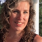 lisamowen is swapping clothes online from JOHNSON CITY, TN