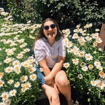 mikaylamae is swapping clothes online from 