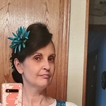 Karen MESTER is swapping clothes online from 