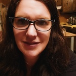 laurcam20 is swapping clothes online from 