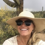 khwatts613 is swapping clothes online from SARATOGA SPRINGS, NY