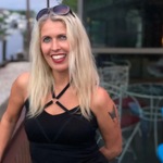 mysticgypsydesigns969 is swapping clothes online from 