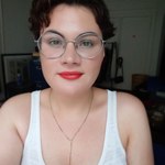 Sammy is swapping clothes online from 