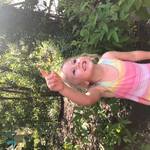 jody1942 is swapping clothes online from 