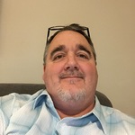 jeffrey27r is swapping clothes online from LAKE OSWEGO, OR