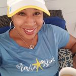 tiagayepfa is swapping clothes online from TAMPA, FL