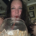 mamaneedsanewpair is swapping clothes online from FRANKLIN, MA