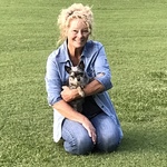 marianroell is swapping clothes online from 