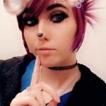 charmingdevil is swapping clothes online from PUYALLUP, WA