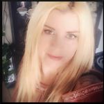 jenny1843 is swapping clothes online from 