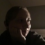 amarahf is swapping clothes online from SAINT LOUIS PARK, MN