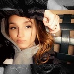 torilikesblunts is swapping clothes online from 