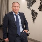 seanspencerz is swapping clothes online from Seul, 