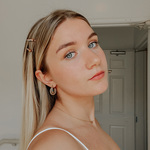 itspazza is swapping clothes online from NORTH HOLLYWOOD, CA