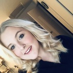 bugbug971 is swapping clothes online from 