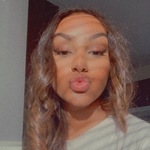 durit_abdalla is swapping clothes online from 