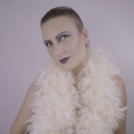 zeee is swapping clothes online from 