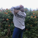 ang04 is swapping clothes online from 