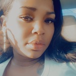 yurie1025 is swapping clothes online from 