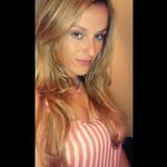 natu_patito is swapping clothes online from 