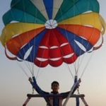 nusrat1shah2020 is swapping clothes online from Dubai, 