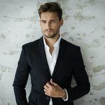 ankwood12 is swapping clothes online from 