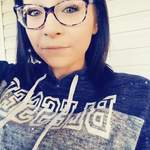 arielsuepaige is swapping clothes online from 