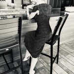 la_dora is swapping clothes online from IOWA CITY, IA