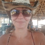 michelledrew is swapping clothes online from 