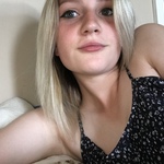 architectofmyown is swapping clothes online from 