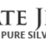 studearrings is swapping clothes online from 