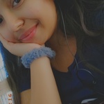 shivi is swapping clothes online from 