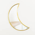 moonmirror1 is swapping clothes online from Los Angeles, California