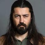 baijunoyan is swapping clothes online from 