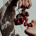 r_j_kings is swapping clothes online from WISTER, OK