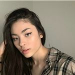 nataliavidia is swapping clothes online from 