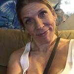 babble_and_beauty is swapping clothes online from LAS VEGAS, NV