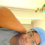 tariahc is swapping clothes online from 