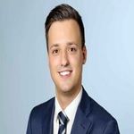 wardro76o is swapping clothes online from 