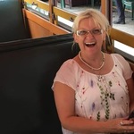 shazciantar is swapping clothes online from 