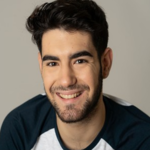 putnam92s is swapping clothes online from 