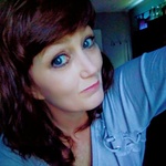 jannabec is swapping clothes online from QUEEN CITY, TX