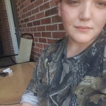 rayyaprill is swapping clothes online from 