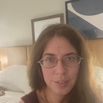 iya is swapping clothes online from BIXBY, OK